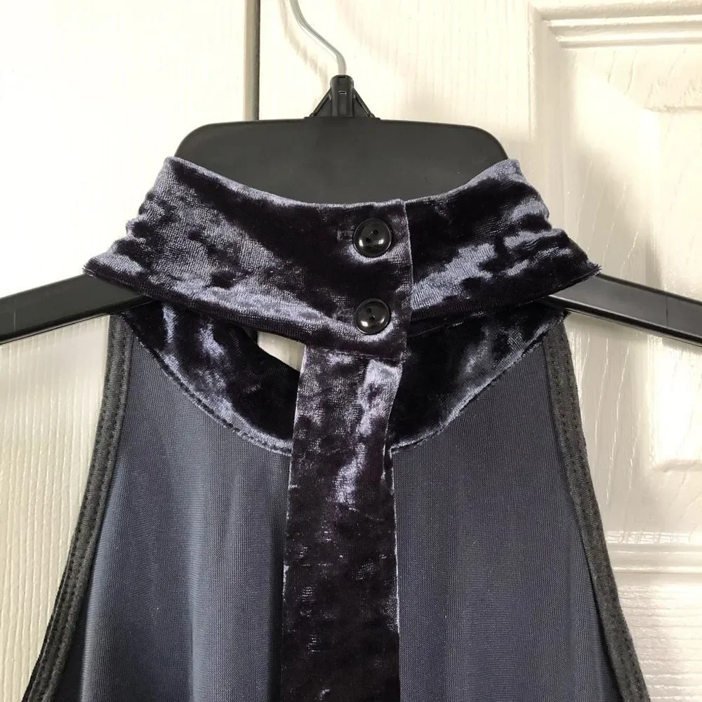 JUNE & HUDSON Mock Neck Velvet Romper 1/L - Picture 5 of 8